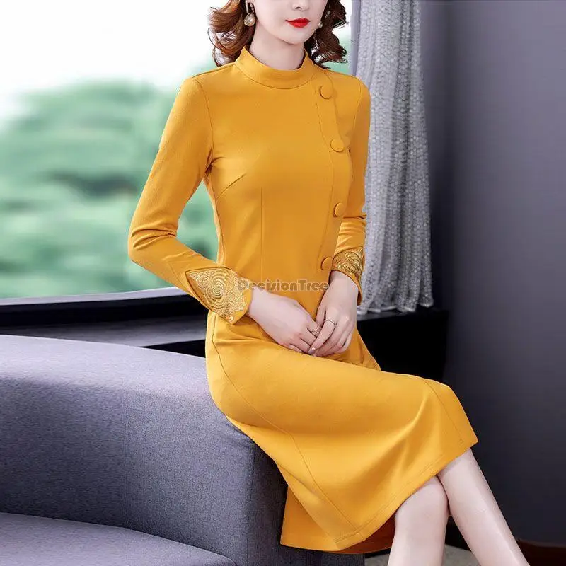 2023 есен нова бродерия отслабване хлабав стил китайски cheongsam рокля дълъг ръкав подобрени ежедневни жени дълго qipao рокля s768