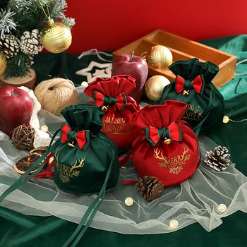 1PC Весела Коледа подарък чанта бонбони Коледа ябълка кадифе шнур торбички сватба Feative парти Нова година благоприятстват чанти за опаковане на подаръци 0