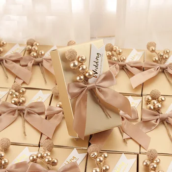 20pcs Сватба благоприятствам персонализирано лого златен уникален DIY мънисто цвете Квадрат персонализирани бонбони кутия подаръци кутии за гости