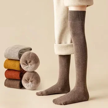 Зимни чорапи за жени Мода Секси плътен цвят Тесни удебелени бримки Вътрешен сняг Топло тънко момиче JK Дълги чорапи за прасеца