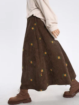 Кадифе поли жени есен зима ластик дълги поли женски корейски мода реколта флорални бродерия случайни хлабав пола 0