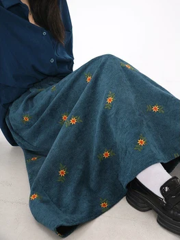 Кадифе поли жени есен зима ластик дълги поли женски корейски мода реколта флорални бродерия случайни хлабав пола 4